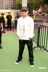 高清图：江若琳参加公益活动 称陈志云是好人