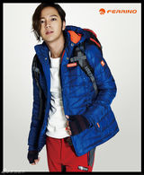 高清组图：张根硕户外写真帅气逼人酷劲足