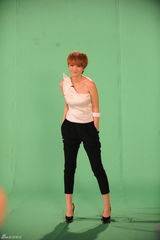 高清组图：江映蓉曾轶可谭维维组F3代言花儿朵朵