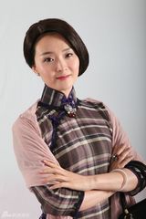 组图：《像火花》造型别致打造民国风尚大片