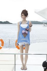 组图：《喜爱夜蒲2》海上派对 三点上阵斗事业线