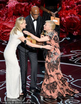 组图：《盖茨比》凯瑟琳-马丁获最佳服装设计