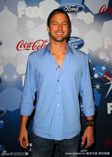 幻灯图：第九季《美偶》12强见面会 女星哈蕾助阵