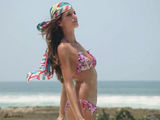 组图：超模伊莎贝儿2013泳装大片曝光 沙滩湿身性感
