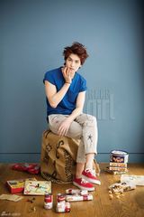 高清组图：CNBLUE李宗泫明艳写真俏皮慵懒