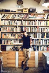 组图：李易峰登杂志封面 优质偶像显书卷气息