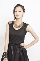 组图：《面包树》定妆照 叶青朋克风诠释叛逆歌手