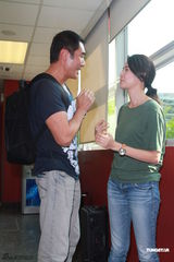 组图：蒙嘉慧坦承伊健早已求婚 希望婚礼一切从简