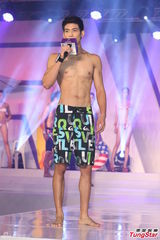 组图：梦幻之星总决赛林又立深V礼服压学妹