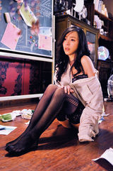 组图：张静初性感指数飙升《万有引力》玩转诱惑