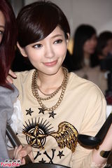 组图：李毓芬郭雪芙互捧拉票 宋米秦献厨艺