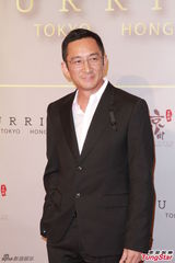 组图：刘嘉玲进军香港餐饮业 圈中友人前来捧场