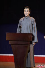 组图：翟天临频NG要求严苛 演自闭症淋漓尽致