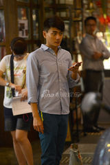 组图：黄宗泽读剧本耍帅 杨爱瑾散发成熟女人味