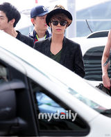 组图：神起SJ少时等SM家族赴印尼开唱亮相机场