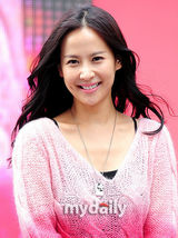 组图：韩星赵汝贞釜山出席《后宫帝王之妾》见面会