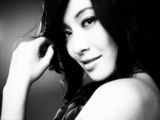 高清图集：叶璇最新黑白写真曝光 演绎复古情怀       