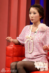 幻灯图：李念自曝与男友恩爱 李欣汝保剑锋录节目