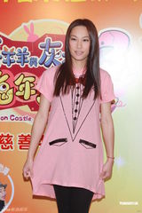 组图：谢天华徐子珊为《喜羊羊》配音 自言酬劳高