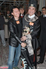 组图：关咏荷欧阳震华《情逆三世缘》开镜拜神