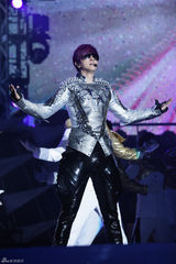 高清组图：罗志祥台北开唱 郑秀文萧亚轩张惠妹助阵