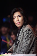 幻灯图：萧敬腾不奢望拿奖 看好方大同劝奕迅别跳海