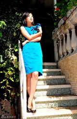 高清组图：黄璐威尼斯盛夏花园写真