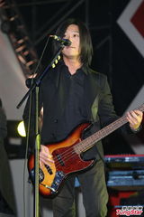 组图：五月天尾牙演出high爆 热度堪比演唱会