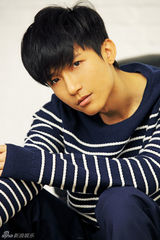 组图：陈楚生《拥抱的温暖》首发 将于九月巡演