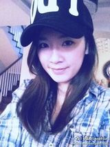 组图：曹云金24岁漂亮女友私房照曝光