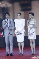 组图：张柏芝与章子怡扮亲密 粉碎不和传言