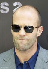 组图：《敢死队2》宣传拍照 动作男星皆大展拳脚