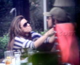 组图：“绝望主妇”伊娃结新欢 约会热吻秀激情