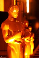 高清组图：第84届奥斯卡金像奖小金人金光闪闪