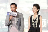 幻灯图：任达华拍戏留阴影 携手黄圣依避谈新片剧情
