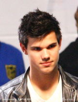 幻灯图集：好莱坞群星齐聚为海地地震灾民募善款