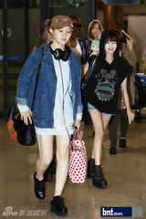 组图：韩国团体T-ara结束马来西亚演出抵达仁川机场