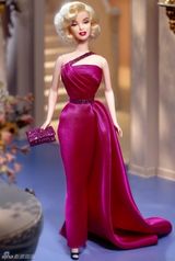 盘点组图：玛丽莲-梦露招牌动作玩偶合辑