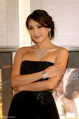 组图：侯佩岑想邀周杰伦上节目 不满被八卦抹黑