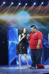 组图：演说家初赛终极战上演 李咏鲁豫热舞