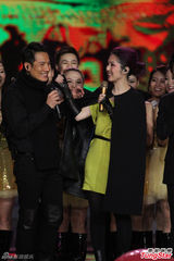 组图：杨千嬅丁子高《梦想合唱团》夫妻同台