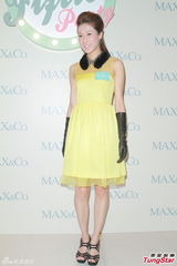 组图：陈法拉登视后不加价 钟嘉欣有信心夺视后