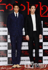 组图：成俊李秀赫等亮相《恐怖故事》试映会