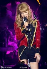 策划：“变性”明星大起底 三观颠覆雌雄难辨