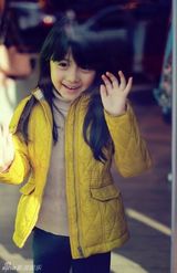 组图：5岁小萝莉走红微博 小天使萌化网友心