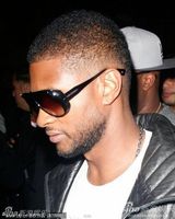 组图：2010MTV奖预热派对 亚瑟小子戴墨镜形色匆匆