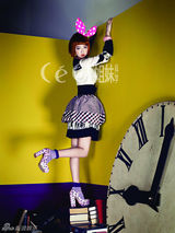 高清组图：朴信惠变身可爱小魔女 爱丽丝梦游仙境