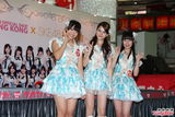 组图：SKE48成员亮相香港 短裙性感秀美腿