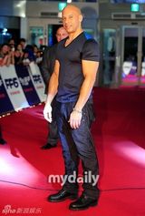 组图：《速度与激情6》韩国首尔举行首映红毯