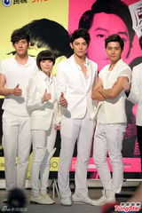 组图：《原来是美男》庆功 汪东城帅气迷倒粉丝